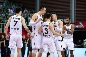 乐鱼电竞-张镇麟：韩德君这些年非常不容易 希望他退役后享受家庭的时光