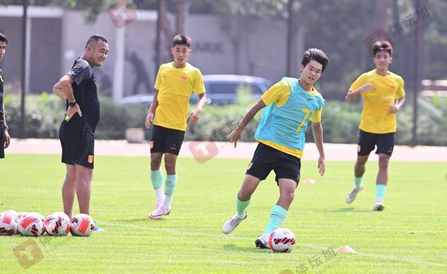 乐鱼电竞-​国少热身赛遭遇强敌 模拟中韩U17亚洲杯预赛决战